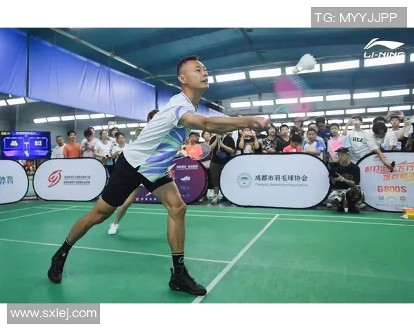 羽毛球世界冠军亲授课引爆校园体育节